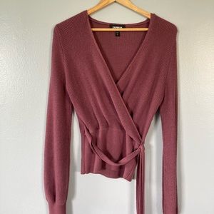 💕6 listings/$12💕 EXPRESS sweater top